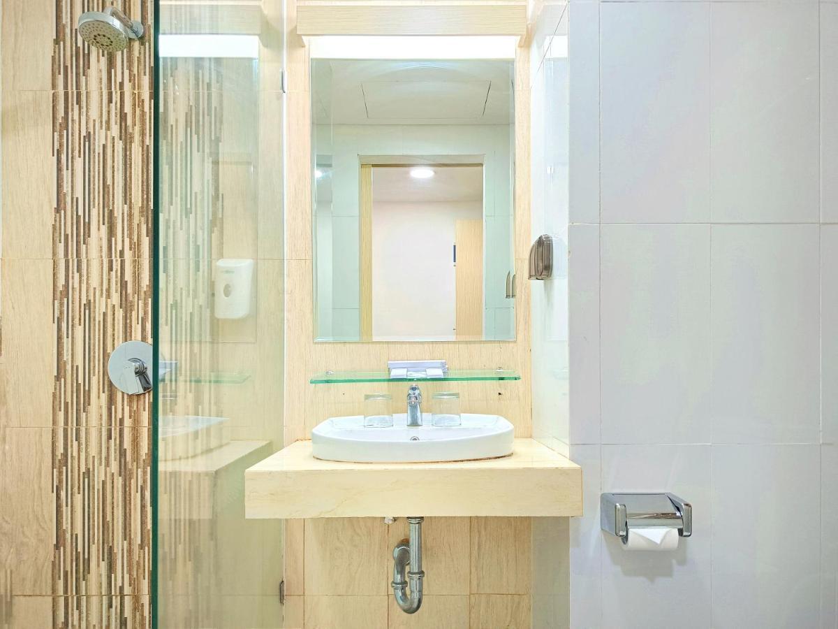 Cordela R Sukamto 2* Palembang